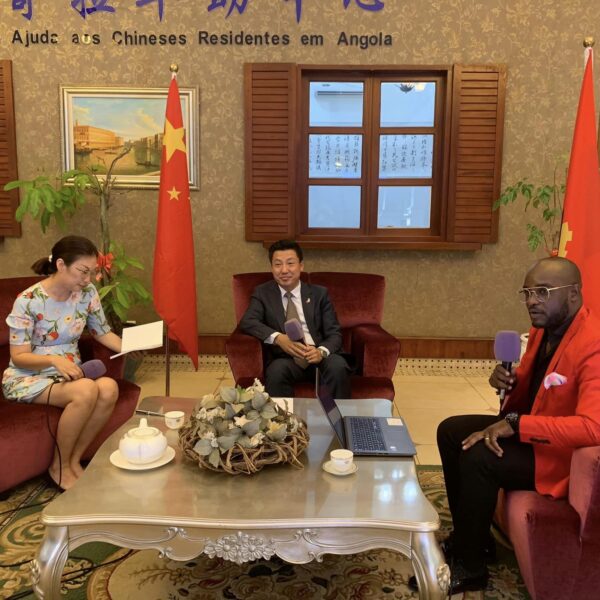 Read more about the article O programa CAC na Rádio desta segunda-feira 07 de Novembro de 2022, teve como convidado o presidente das associações Dos Chineses residentes em Angola, PEI WENHUA