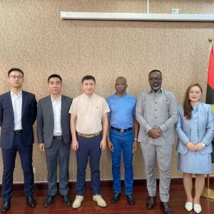 Read more about the article Delegação do Centro de Transação de Ativos Financeiros de Zhejiang da China reúne-se com a Câmara de Comércio Angola-China para identificar os sectores que merecerão fazer investimentos