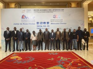 Read more about the article Organização da 29 feira internacional de macau oferece jantar a delegação de Angola e de outros países participantes